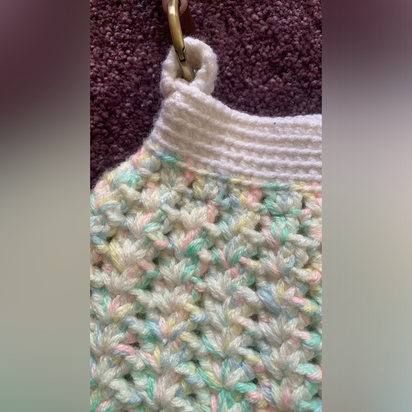 HANDMADE Crochet Purse - Picture 2 of 9